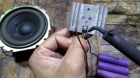How To Turn Your Old Cell Phone Charger Into An Amplifier!