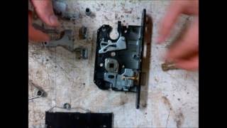 Manuscript Heerlijk plannen Reconstructing a door lock mechanism - YouTube