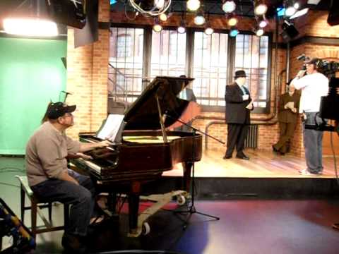 "Fugue For Tinhorns" from DMTC's "Guys And Dolls" ...