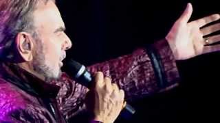 Neil Diamond - Sweet Caroline Live in London, O2 Arena 26/07/15