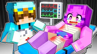 Zoey Needs SURGERY In Minecraft!