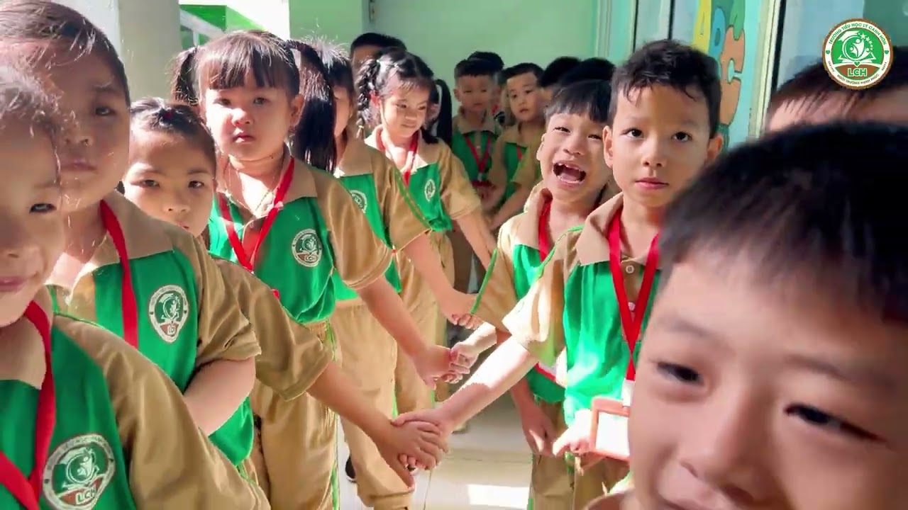 Clip Đón Học Sinh 24 25 K1