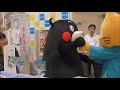 くまモンとタマにゃん マイクを譲り合うw