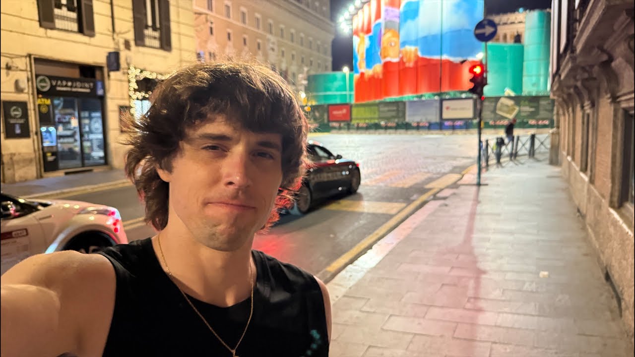 Walking thru Rome at 1AM (VATICAN Tour)