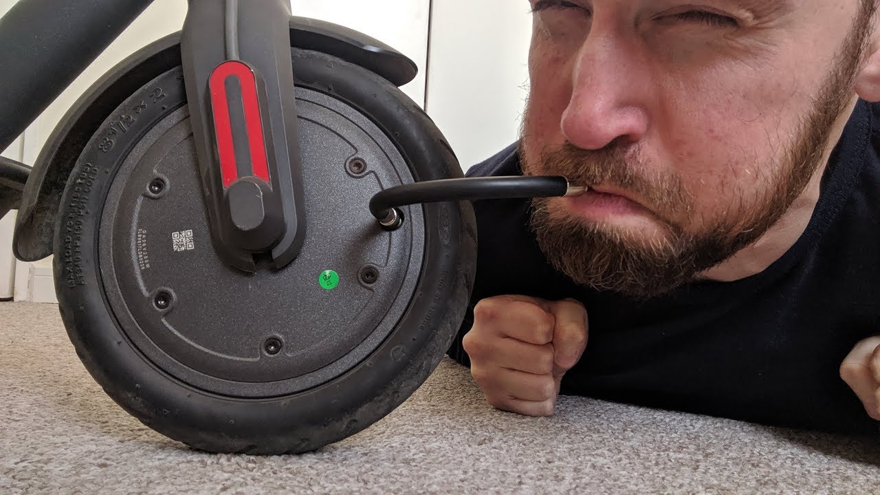 Easily inflate Xiaomi M365 tires with this 3d printed adapter! 