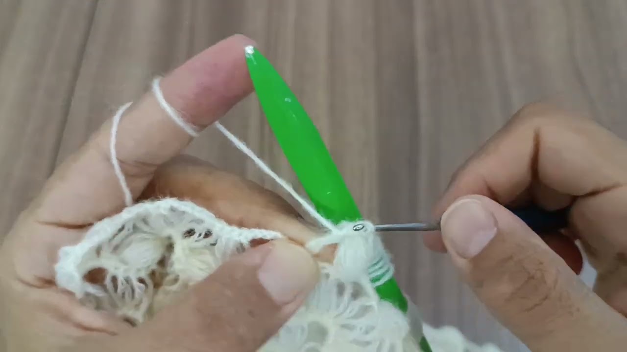 TIĞ İŞİ FISTIKLI YELEK MODELİ YAKA VE KOLTUK KISMI VİDEOSU