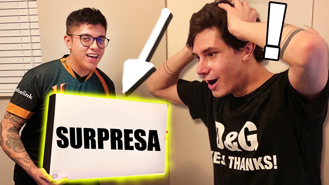 mikhaela mahony PRESENTE SURPRESA PARA O PAC