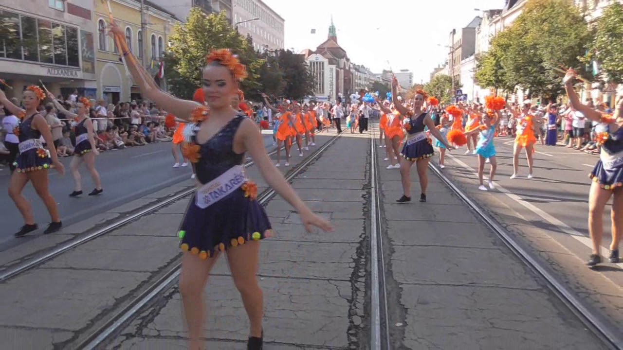 A Valcer Táncstúdió és a Szihalmi fúvósok - Karnevál 2018.