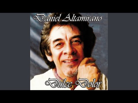 Watch the video for Jazminero Azul