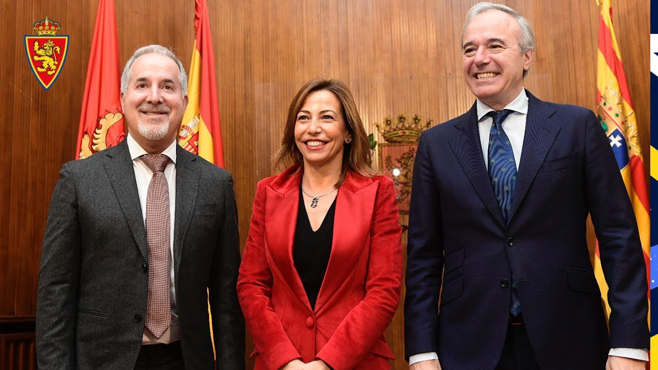 Firma de la constitución de la sociedad para la construcción del nuevo estadio de La Romareda