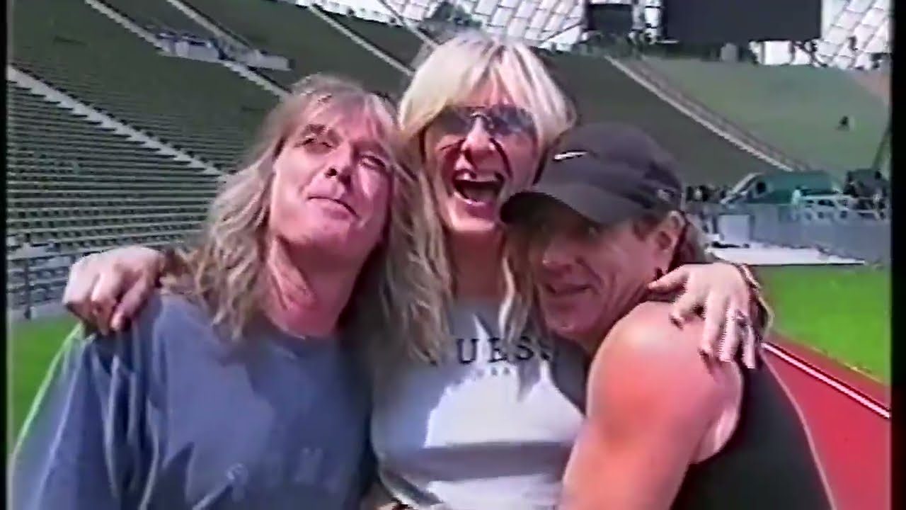 AC/DC Support 2001 SUL - Claudia Cane with CANE - YouTube