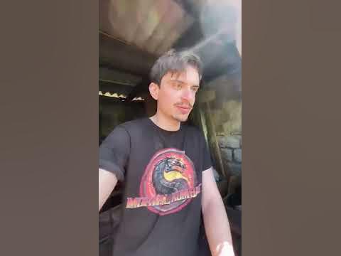 Дід Толя - Внук Саша і хата #shorts - YouTube