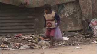 Anak-anak yatim piatu dan terlantar di jalanan India