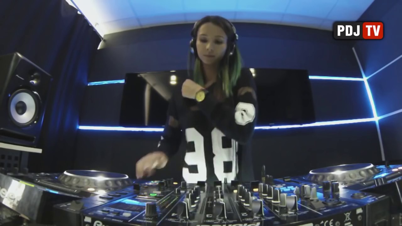 Miss Monique - Mind Games Podcast 057 (Live, @Radio Intense  05.07.2016)
