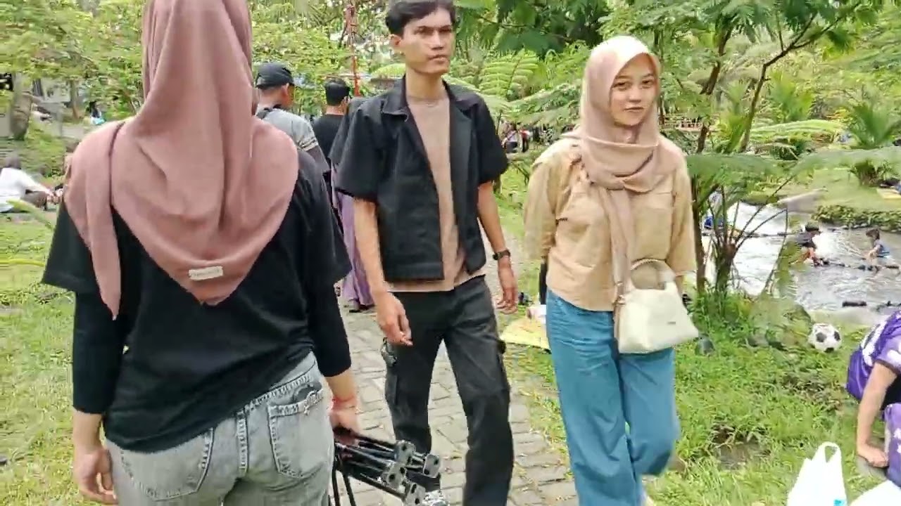 Wisata ke Ledok Sambi