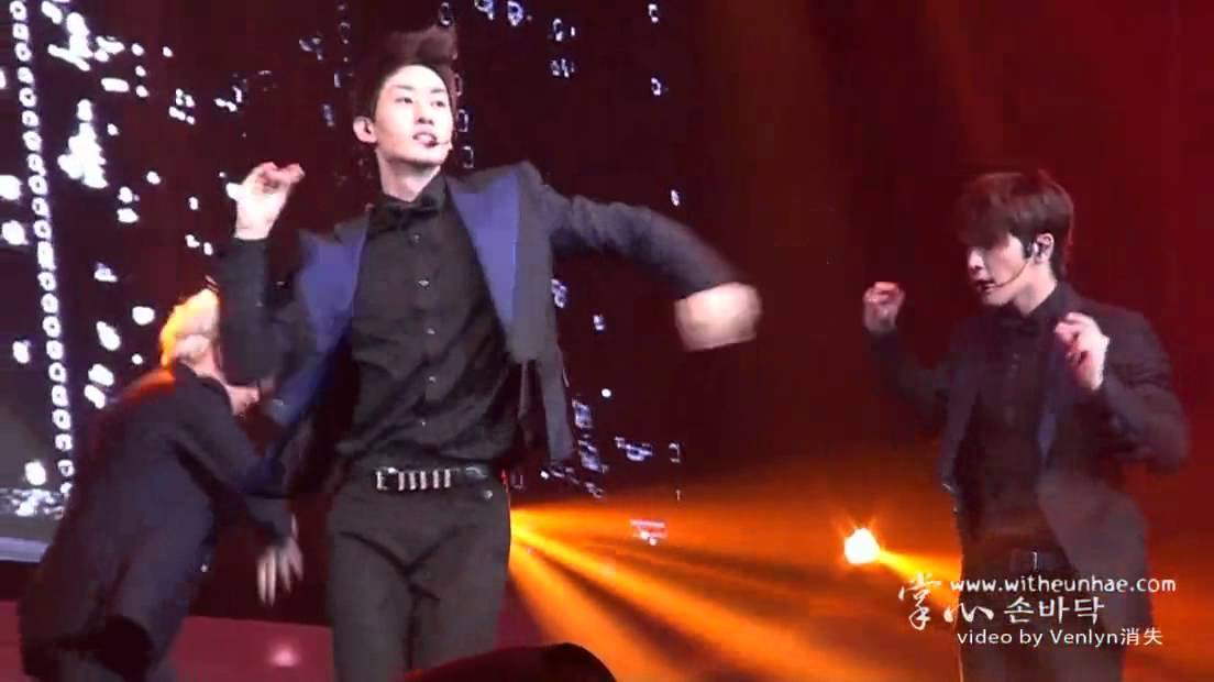 [Fancam] 120826 MOA In Guangzhou-FROM U DongHae & EunHyuk Focus