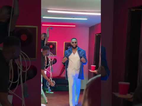 Flavour Nabania Is Showing What Fashion Look Like