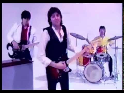 The Look - I Am Beat (Official Music Video) - YouTube