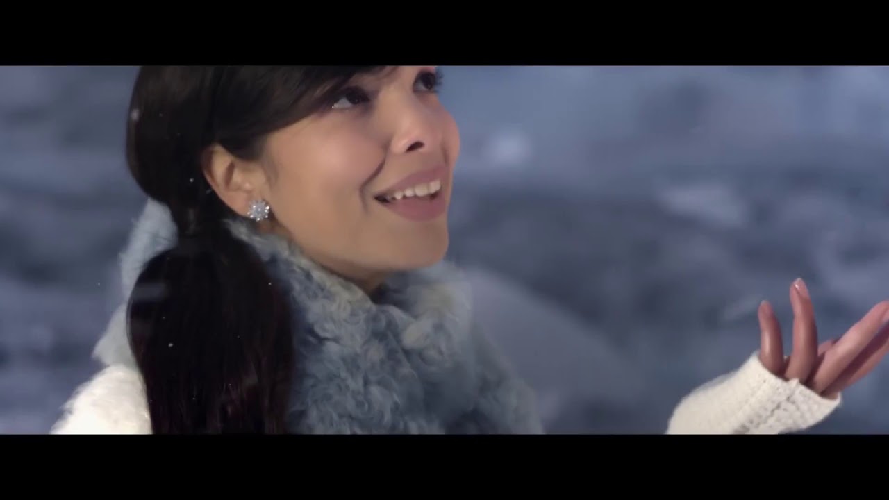 Love story indila текст. индила новый клип. лав стори песня индила. Indila обложка альбома. Love story indila вальс.