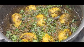 पालक अंडा करी बनाये और ठंड को दूर भगाये | Dhabhe Wali Palak Anda Curry | Ashma's kitchen