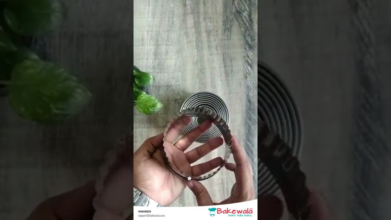 Cake Stand 10 -inch Acacia Wood