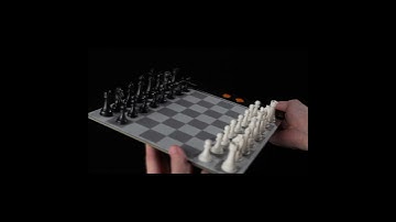 ♟️【Lightweight & Portable — Chessnut Go Showcase Video】#ChessnutGo #SmartChessboard #PortableChess