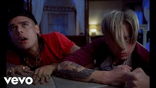Thumbnail for CA7RIEL & Paco Amoroso - BAÑO MARÍA (Short Film)