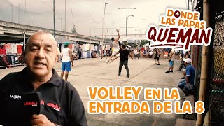 José Delgado en la Entrada de la 8 - Donde las Papas Queman en Guayaquil