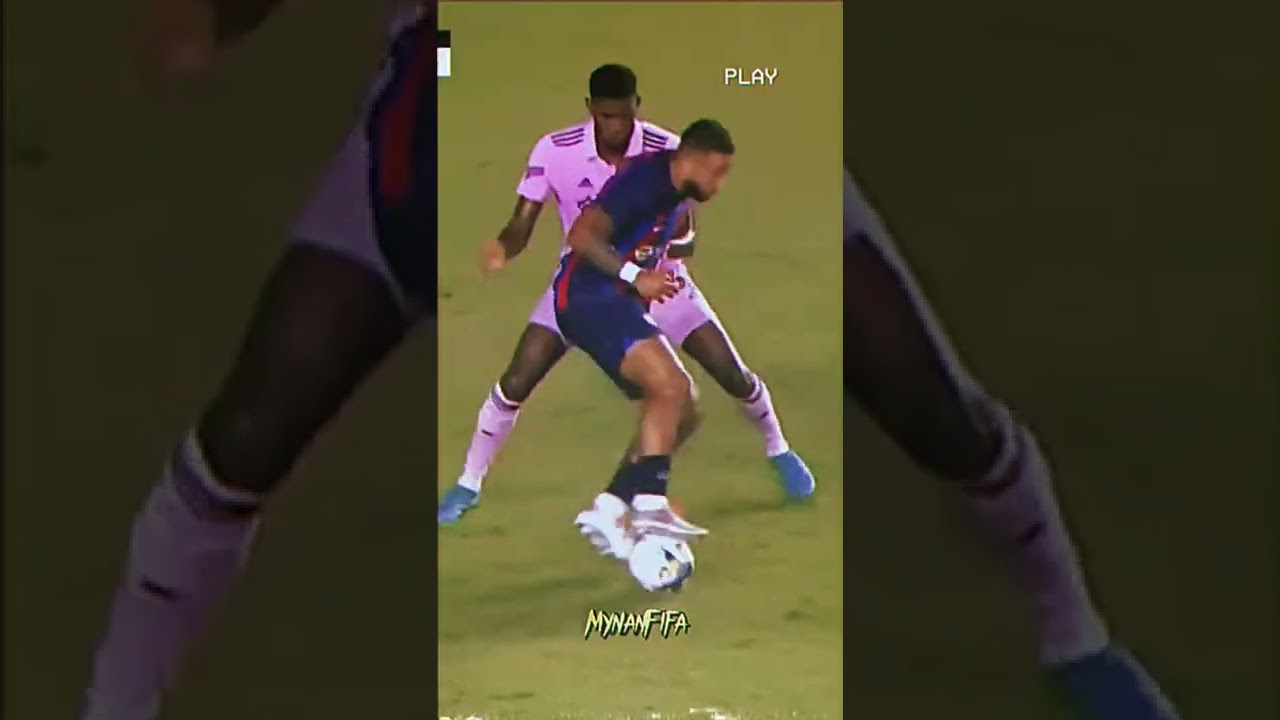 Depay’s skills 😳 