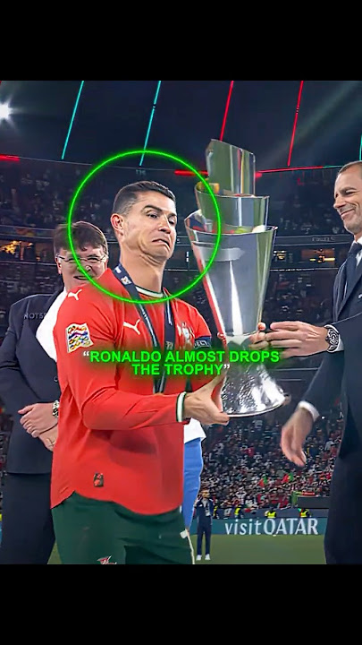 Ronaldo and Vitinha vs Trophy 😂