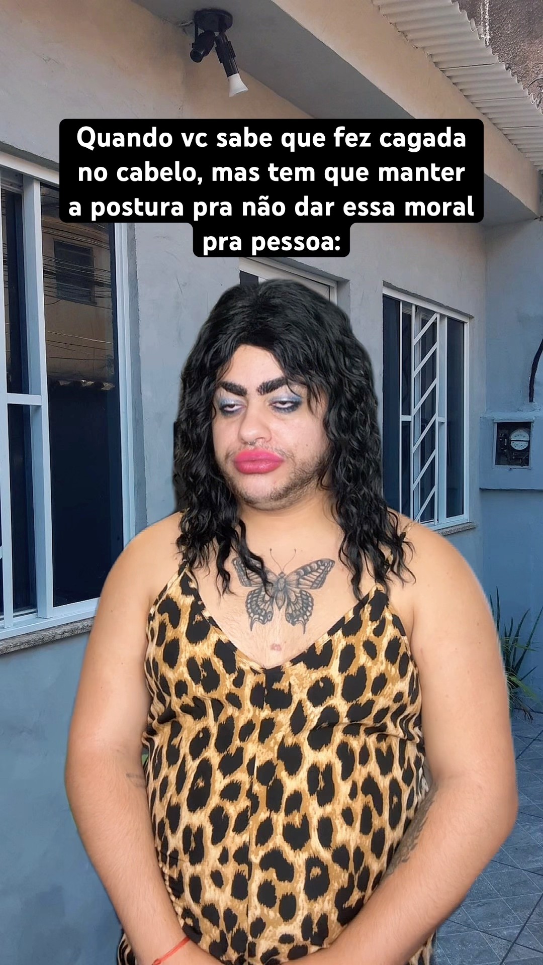 QUANDO VC SABE QUE FEZ CAGADA NO CABELO MAS NÃO PODE ADMITIR