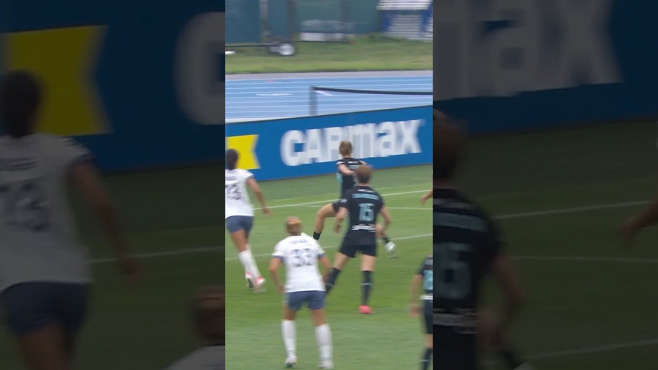 Esther González buries the chance from close range 🔍⚽️ #nwsl #soccer #football