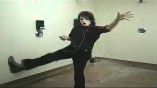 Celebrity Gerard Way's iPod Dance For 15 minutes Profile