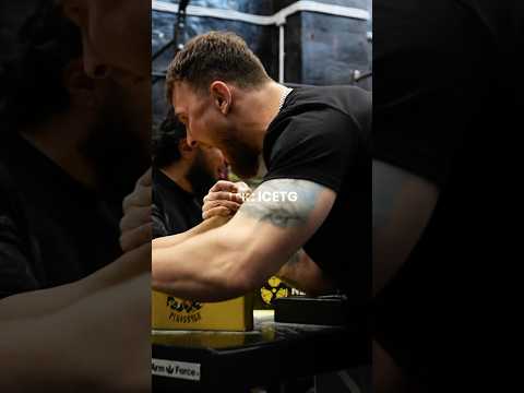 Армрестлинг. ICE DOLOTOV vs ANIZORO (полный видос смотри на канале) #армрестлинг #armsport #спорт