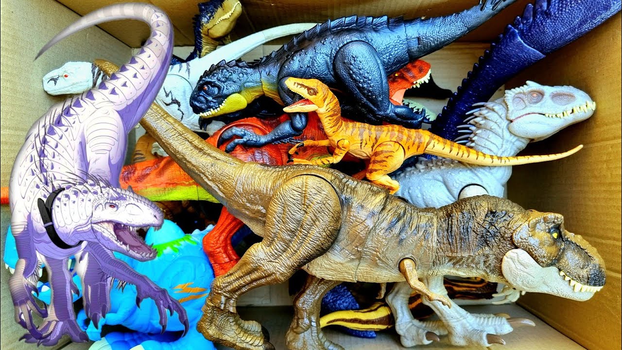 Игрушечные динозавры: Тираннозавр Рекс, Искаженный Рекс, Спинозавр, Мегалодон, Мозазавр и другие.