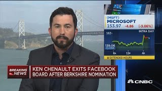 Bill Gates steps down from Microsoft board