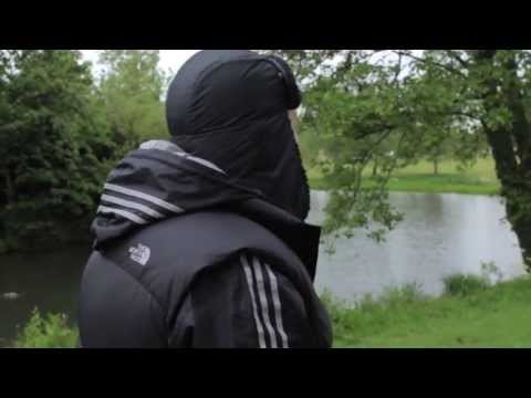 Mic D Feat. Komposa - Between the lines (Net Video)