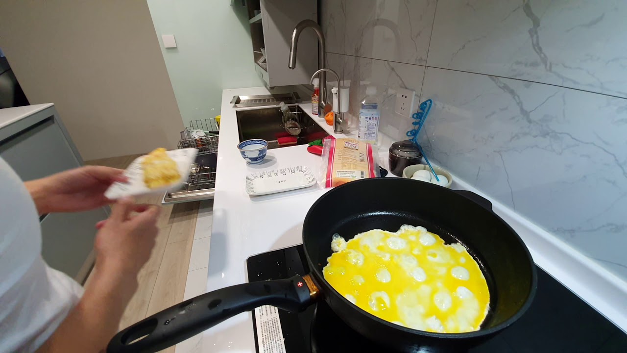 早餐日常 芋頭吐司＋起司歐姆蛋｜今天學校運動會！