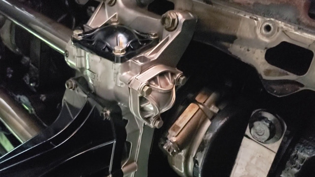 2010 Freightliner cascadia dd15 oil pan and oil tube seals removal