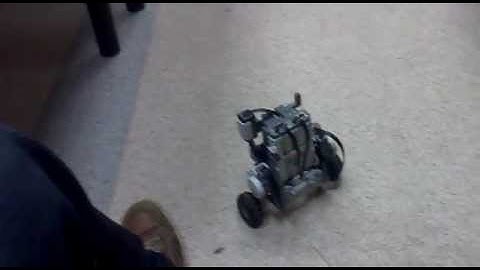 LEGO NXT balancing robot. Segway. Controled by other NXT