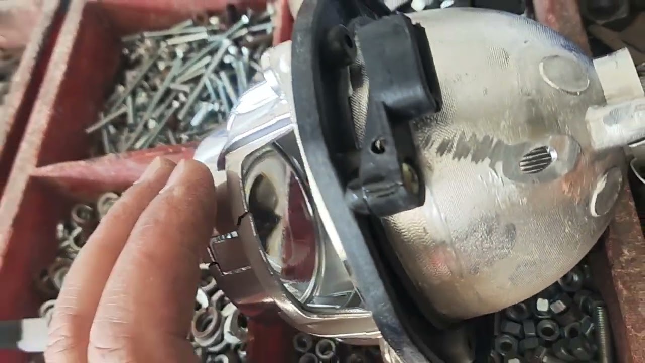 Как из старых фар сделать новые)) Камаз 65115