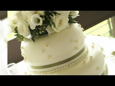 How To Select A Wedding Cake For AnGolden weddingrmal Wedding
