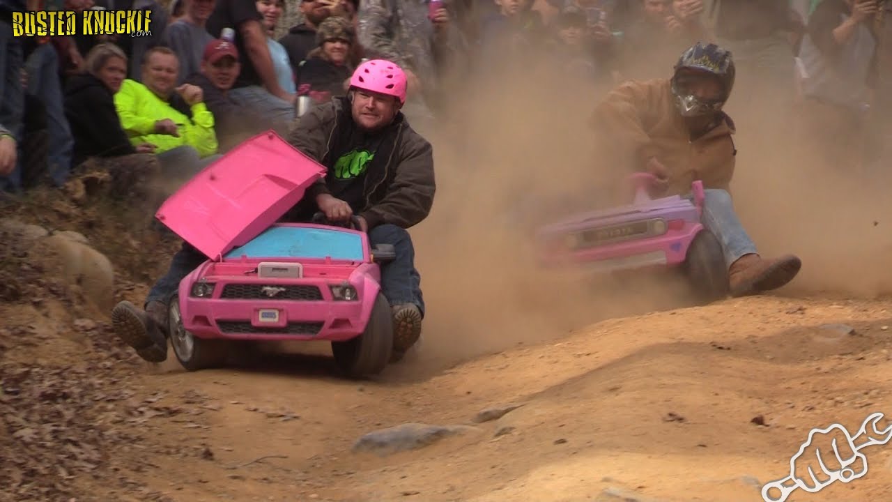 barbie jeep race