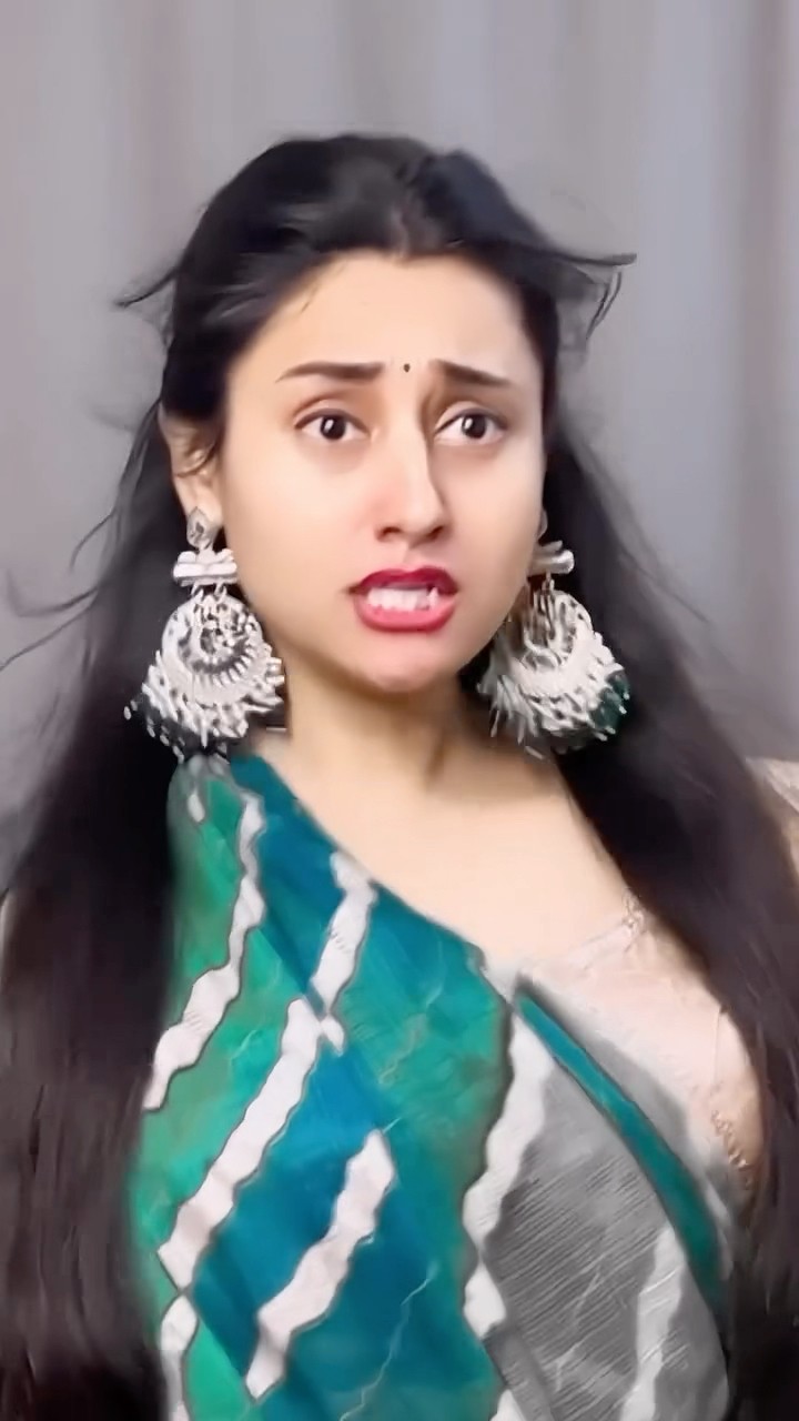 Kamar pa choti bar-bar #bhojpuri #riteshpandaysong #bhojpurisong #dance