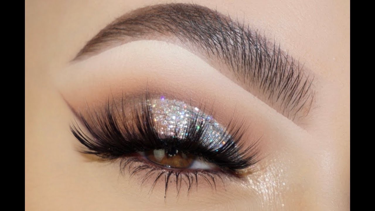 Silver Glitter Eye Makeup Tutorial