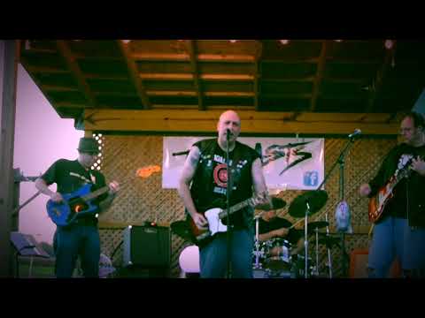 Let’s Lynch the Landlord - Dead Kennedy’s cover