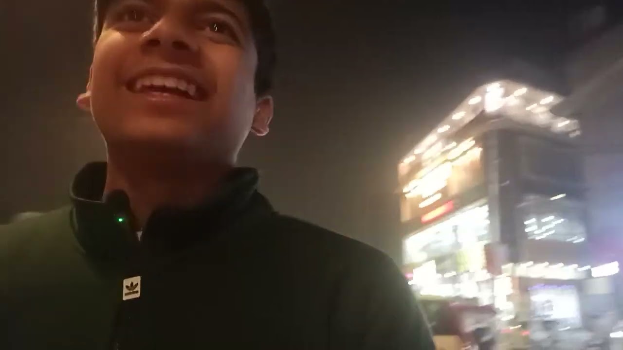 Aaj evening market aaya 