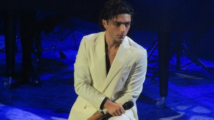 Gianluca Ginoble (Il Volo) - Can't Help Falling In Love - Plovdiv, Bulgaria 21/09/2023 - YouTube