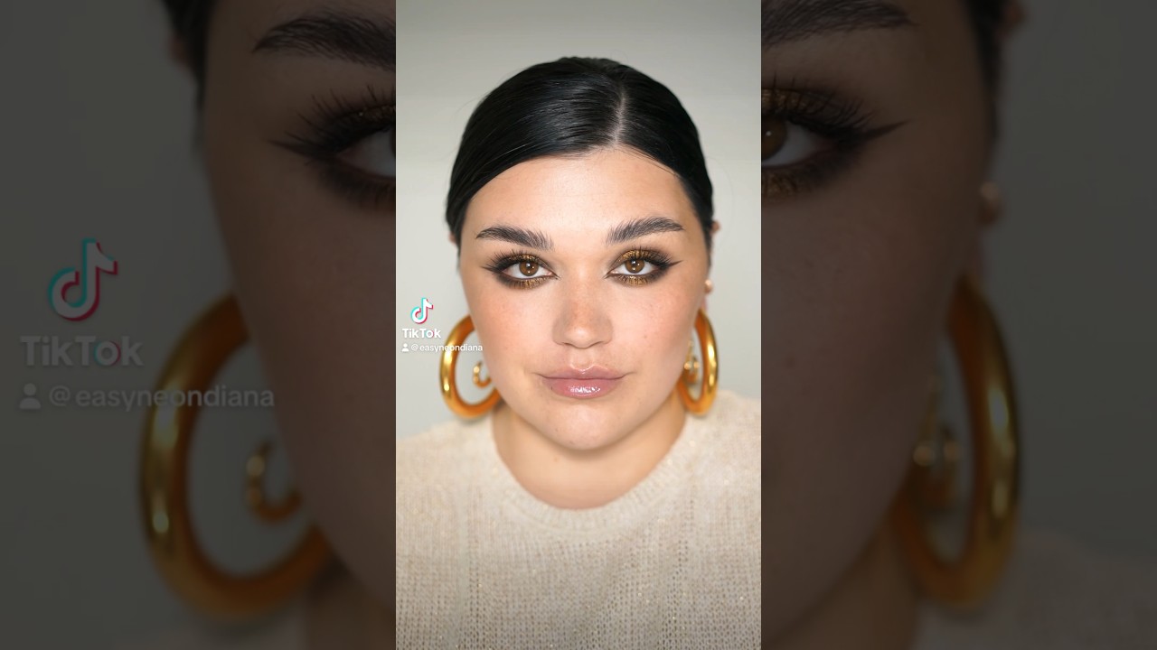 Using my fav Isamaya Beauty palette xx 