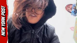 Journalist Lastiggevallen En Geduwd Tijdens Anti-Ice-Protest Tijdens Gespannen Confrontatie